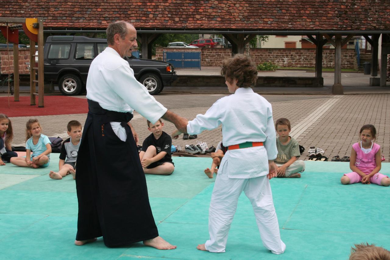 Démonstration Aikido à Marmoutier_20060628_016