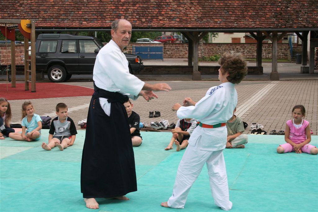 Démonstration Aikido à Marmoutier_20060628_017