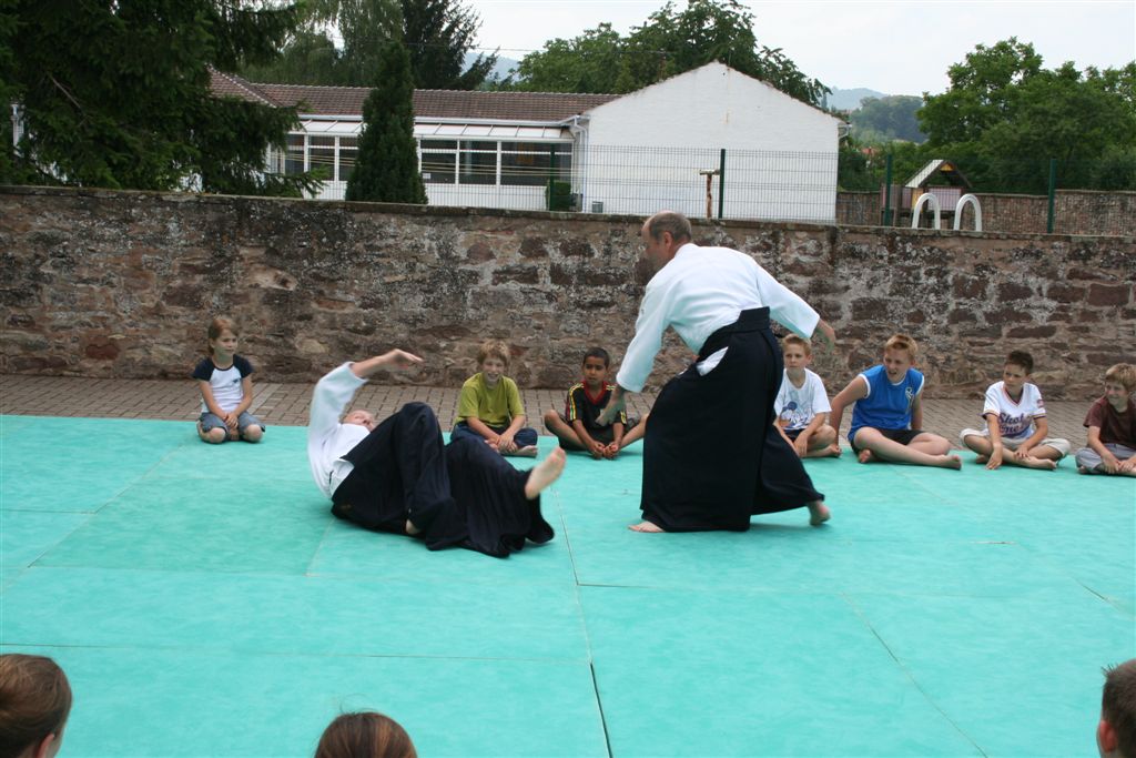 Démonstration Aikido à Marmoutier_20060628_035