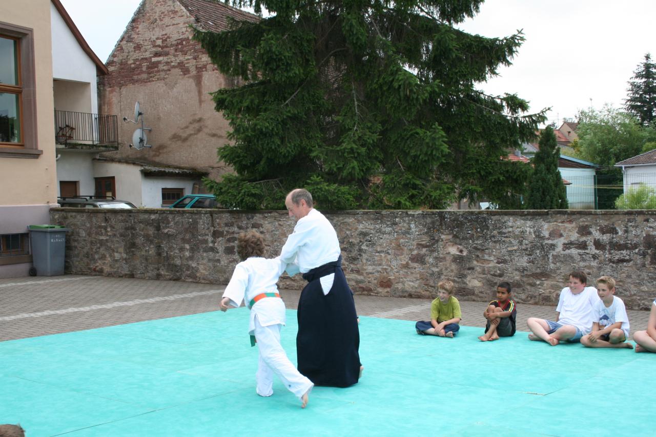 Démonstration Aikido à Marmoutier_20060628_042