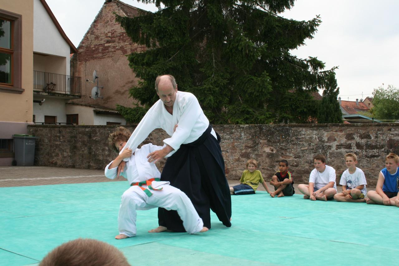 Démonstration Aikido à Marmoutier_20060628_048