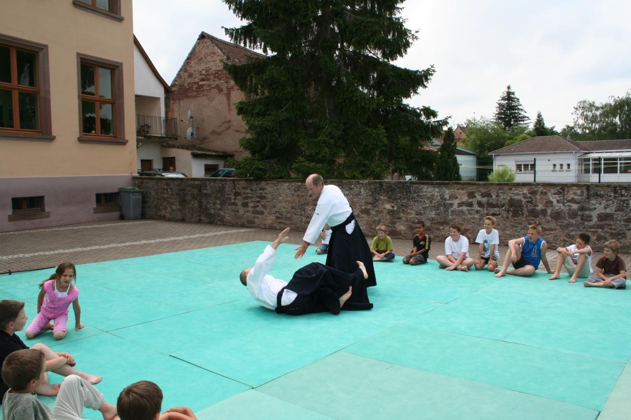 Démonstration Aikido à Marmoutier_20060628_055